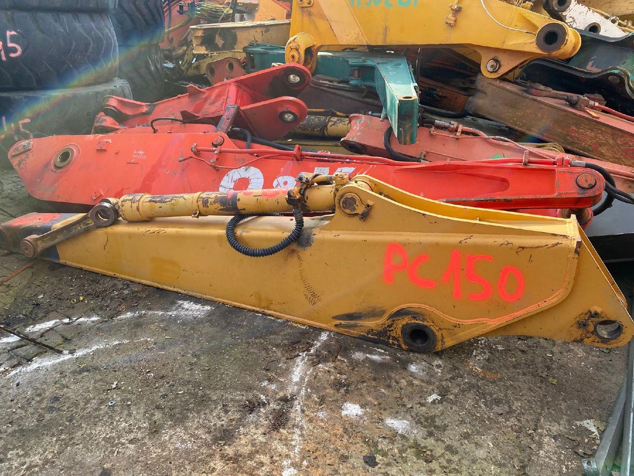 Komatsu PC 150 - Brazo: foto 1 Komatsu PC 150 - Brazo: foto 1