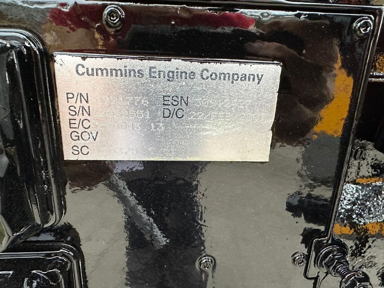 Komatsu SAA6D107-E1 n ü aus D51 - Motor para Maquinaria de construcción: foto 3 Komatsu SAA6D107-E1 n ü aus D51 - Motor para Maquinaria de construcción: foto 3
