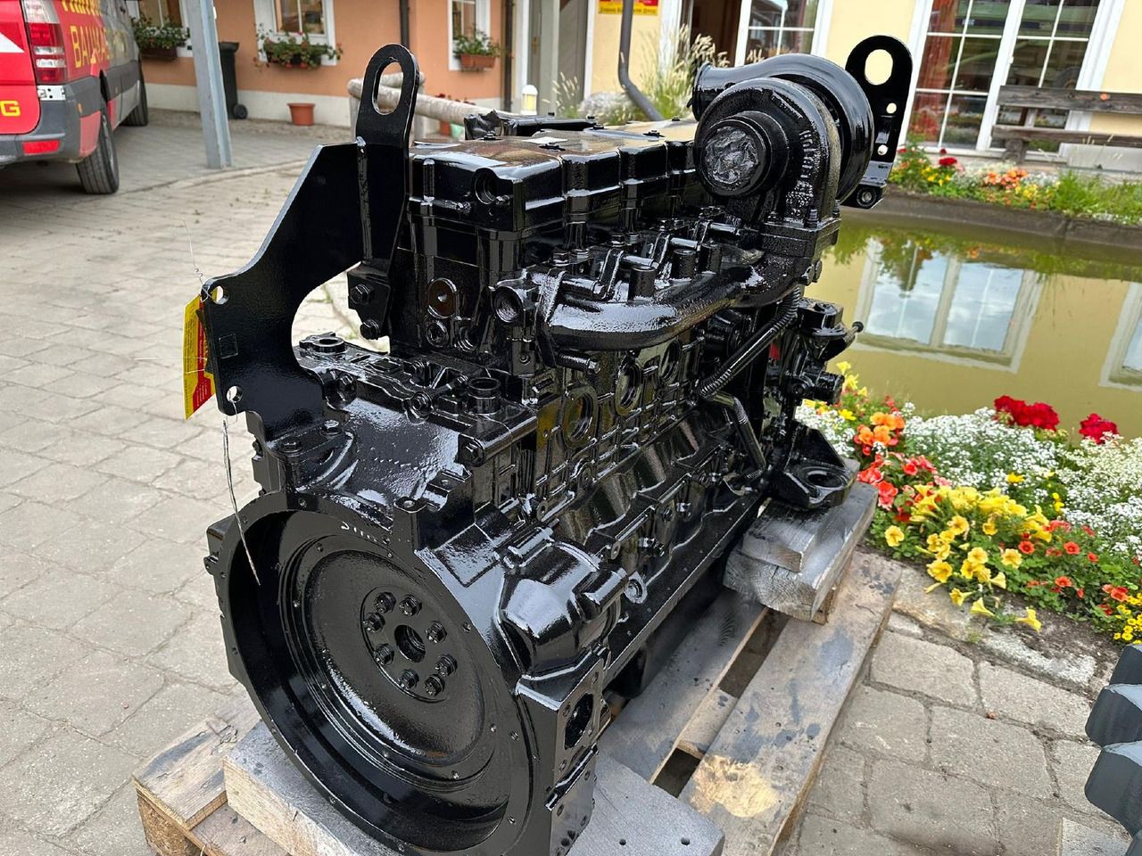 Komatsu SAA6D107-E1 n ü aus D51 - Motor para Maquinaria de construcción: foto 1 Komatsu SAA6D107-E1 n ü aus D51 - Motor para Maquinaria de construcción: foto 1