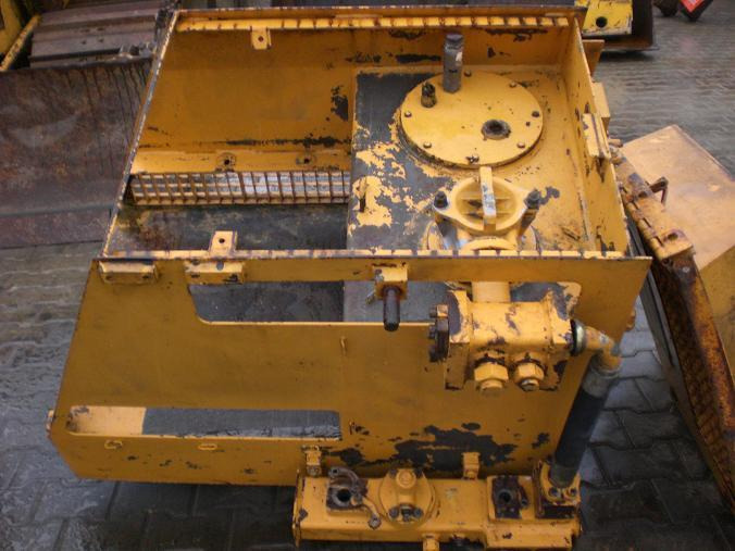 Liebherr R 912 LC - Depósito hidráulico para Maquinaria de construcción: foto 1 Liebherr R 912 LC - Depósito hidráulico para Maquinaria de construcción: foto 1