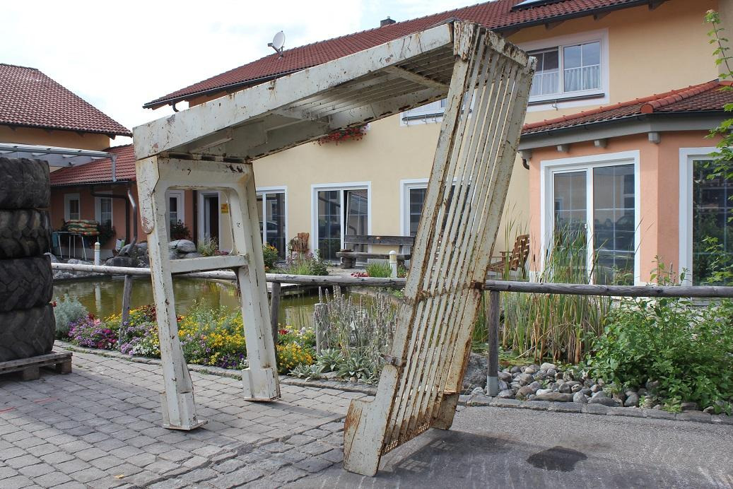 Liebherr R 974, R 964 - Carrocería y exterior para Maquinaria de construcción: foto 4 Liebherr R 974, R 964 - Carrocería y exterior para Maquinaria de construcción: foto 4