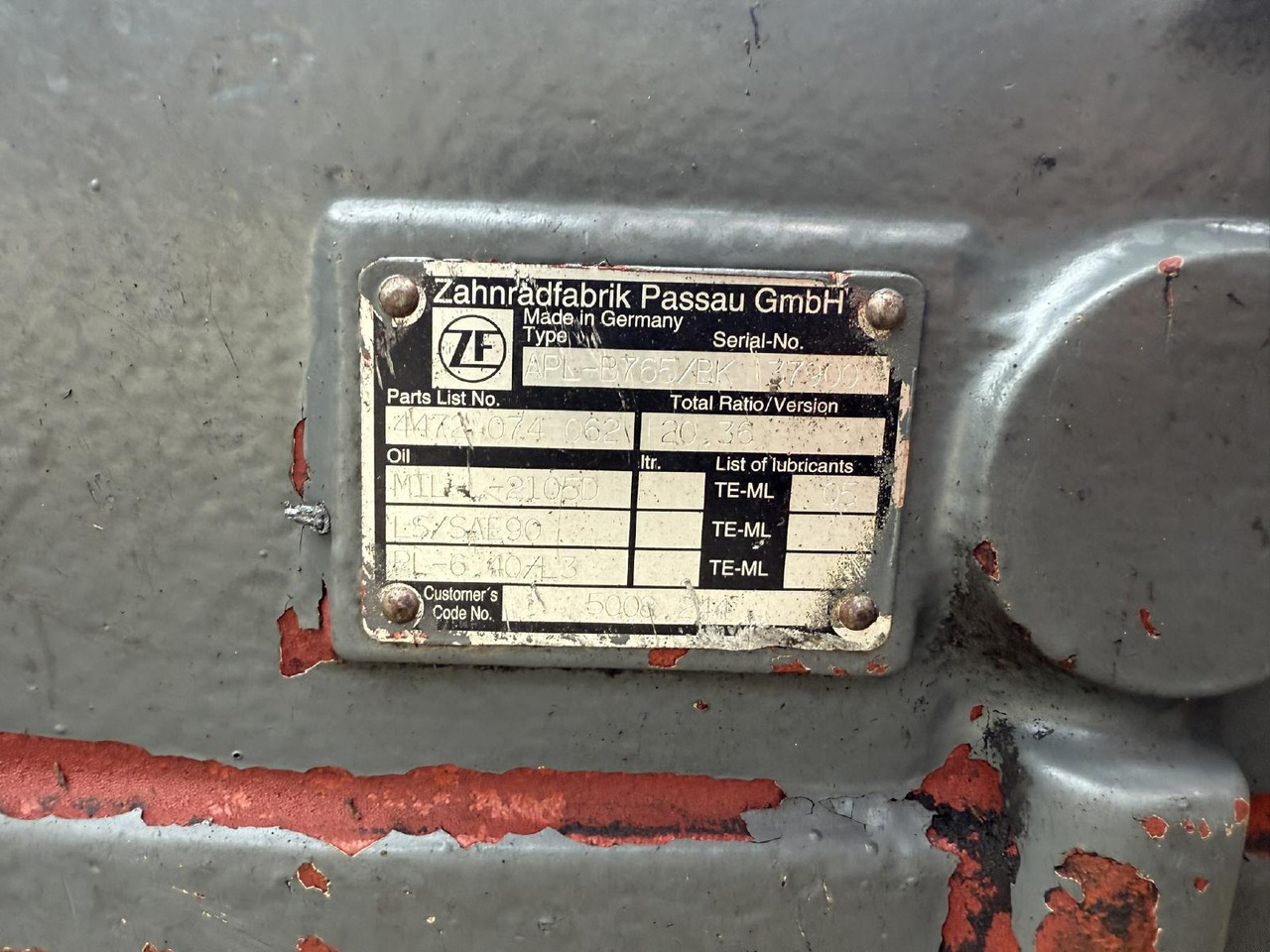 Liebherr ZF AP L B 765 aus LH 904 LIT - Eje y piezas para Maquinaria de construcción: foto 3 Liebherr ZF AP L B 765 aus LH 904 LIT - Eje y piezas para Maquinaria de construcción: foto 3