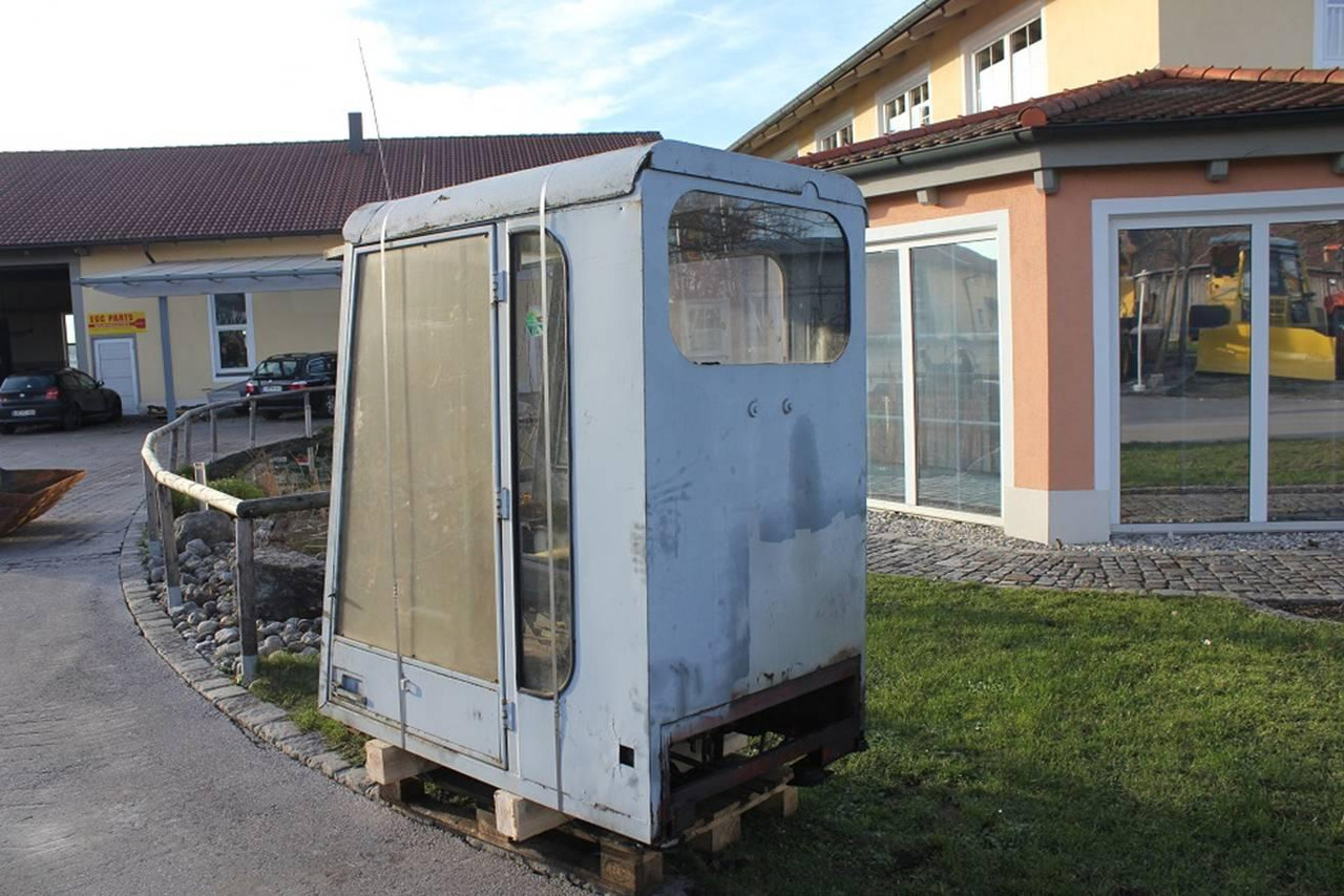 Poclain - Cabina para Maquinaria de construcción: foto 4 Poclain - Cabina para Maquinaria de construcción: foto 4