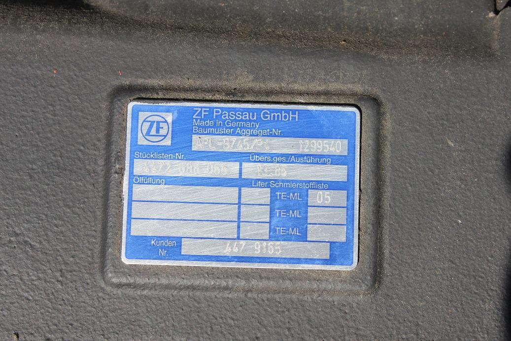 ZF APL B-745 P 4 - Eje y piezas para Maquinaria de construcción: foto 2 ZF APL B-745 P 4 - Eje y piezas para Maquinaria de construcción: foto 2