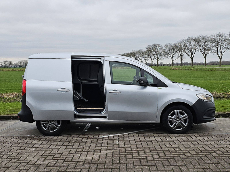 Furgoneta Mercedes-Benz Citan 110 CDI L1 PRO Mbux Euro6!: foto 12
