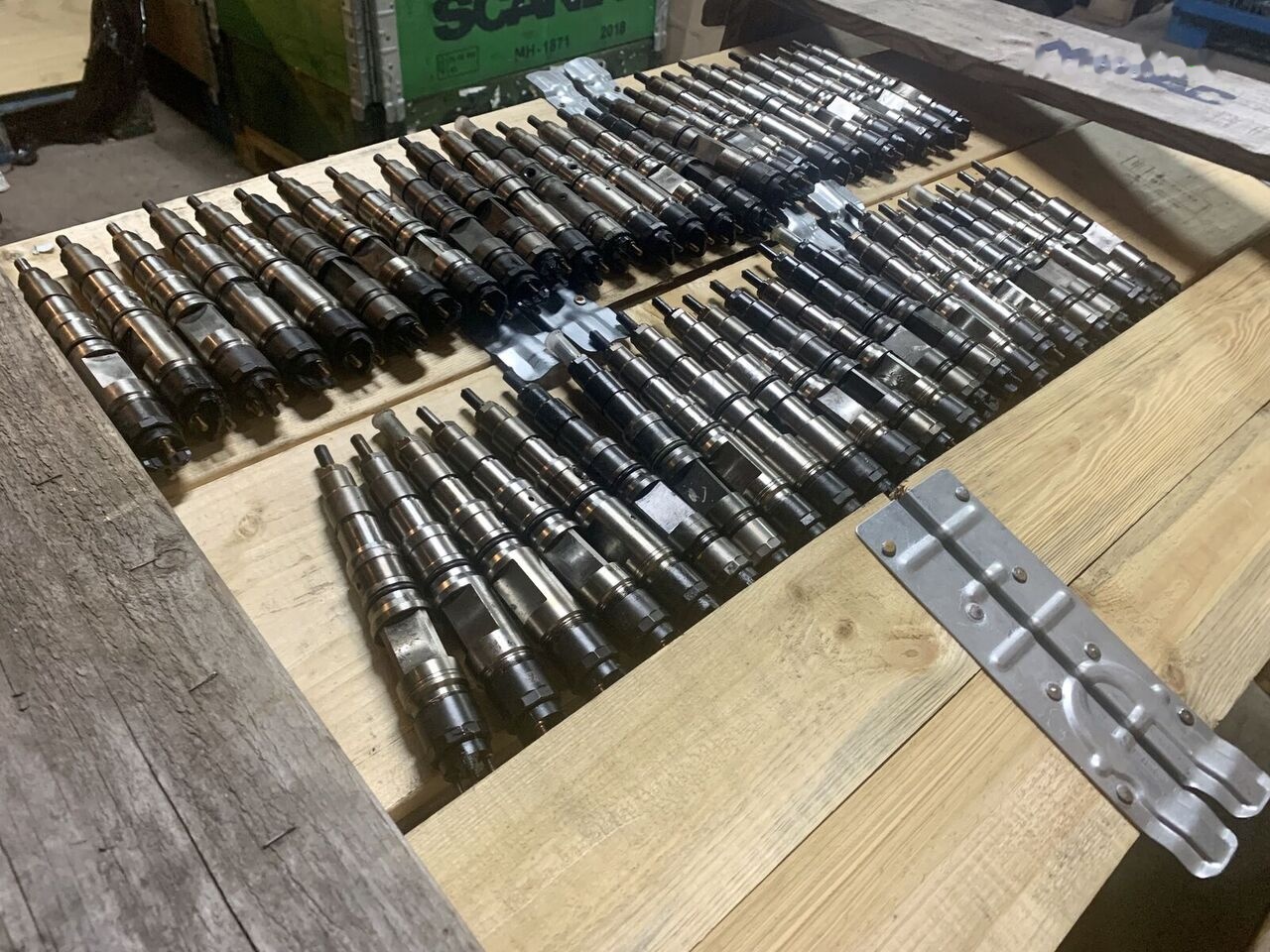 Bosch 0445120420   MAN TGX-S truck - Bomba de inyección para Camión: foto 2 Bosch 0445120420   MAN TGX-S truck - Bomba de inyección para Camión: foto 2