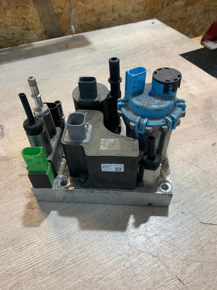 Silenciador/ Sistema de escape para Camión Euro 6 Volvo 23387854 do regeneracji 24V 23387854: foto 1