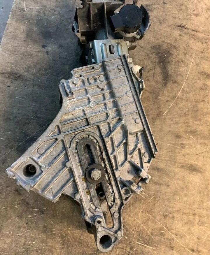 Kolumna Kierownicza MAN 7360974151 BOSCH 7360974151 - Columna de dirección para Camión: foto 3 Kolumna Kierownicza MAN 7360974151 BOSCH 7360974151 - Columna de dirección para Camión: foto 3