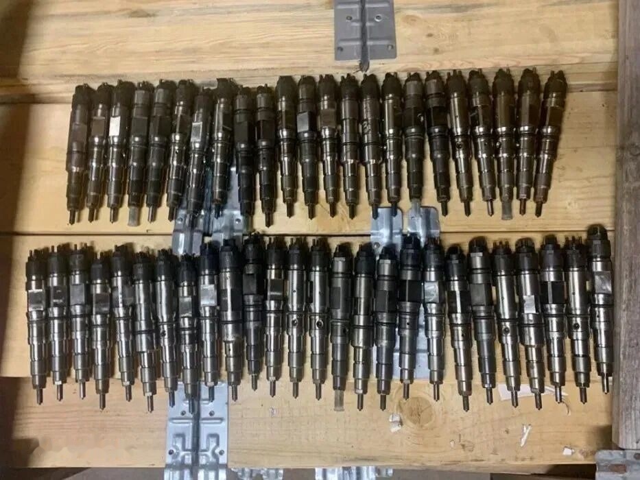 MAN Wtryski 0.445.120.131 / 061 / 030 / Oryginał 0445120131 MAN truck - Bomba de inyección para Camión: foto 1 MAN Wtryski 0.445.120.131 / 061 / 030 / Oryginał 0445120131 MAN truck - Bomba de inyección para Camión: foto 1