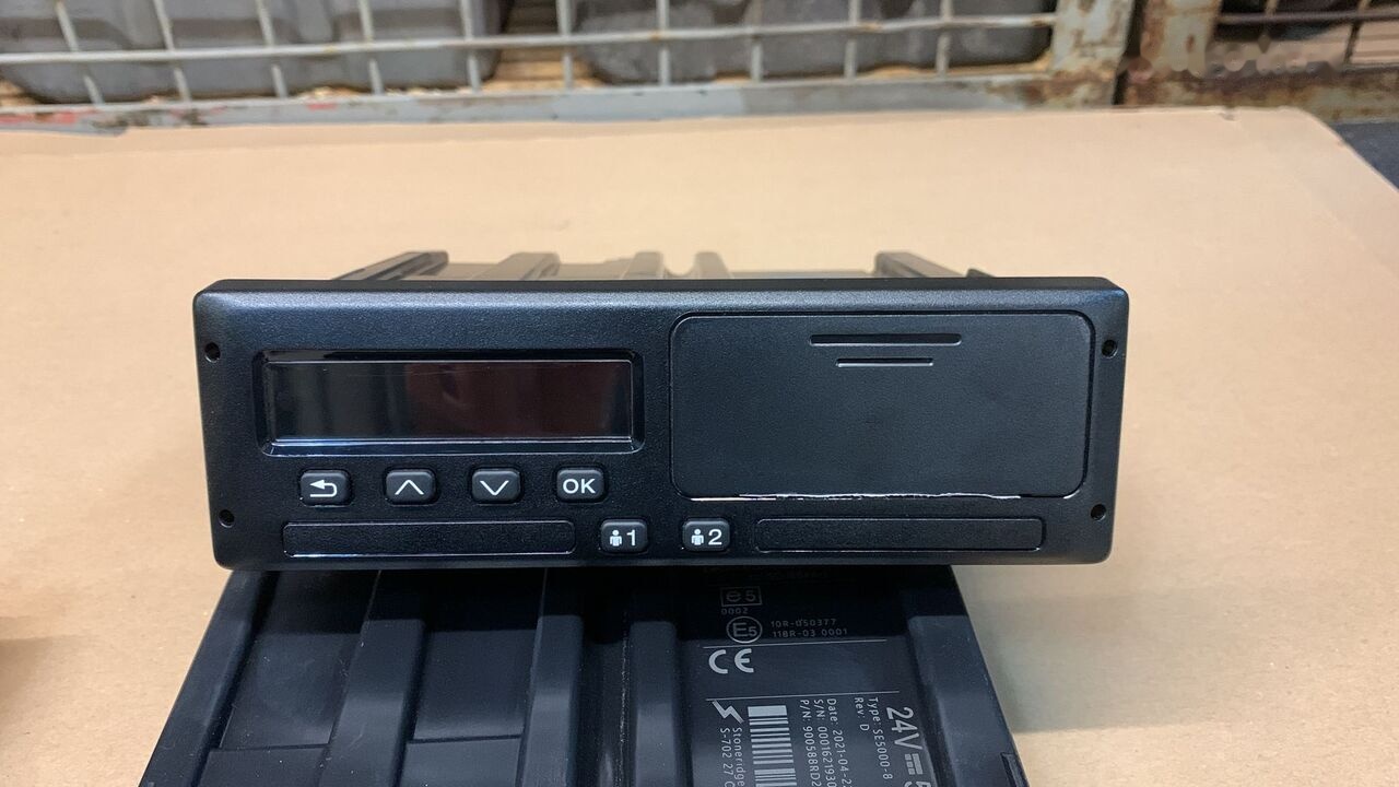 Scania NOWY 24V 5A 2918154 TYPE: SE5000-8 2918154   Scania truck - Tacógrafo para Camión: foto 1 Scania NOWY 24V 5A 2918154 TYPE: SE5000-8 2918154   Scania truck - Tacógrafo para Camión: foto 1