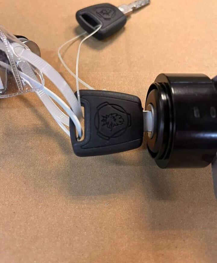 Scania Nowa Kluczyka R 1407683 / 1535125   Scania truck - Sistema eléctrico para Camión: foto 3 Scania Nowa Kluczyka R 1407683 / 1535125   Scania truck - Sistema eléctrico para Camión: foto 3