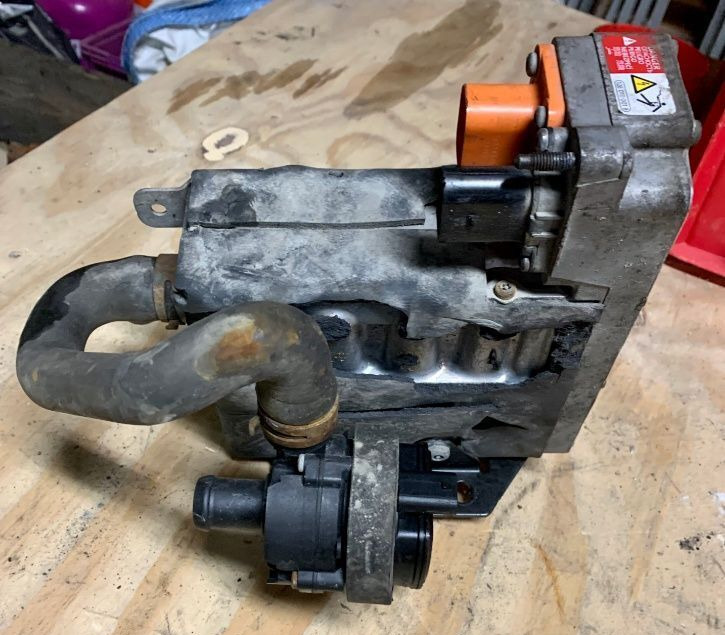 Wymiennik Ciepła Oryginał 12E.963.231B  for Volkswagen GOLF VII, E-Golf automobile - Enfriador de aceite para Coche: foto 1 Wymiennik Ciepła Oryginał 12E.963.231B  for Volkswagen GOLF VII, E-Golf automobile - Enfriador de aceite para Coche: foto 1