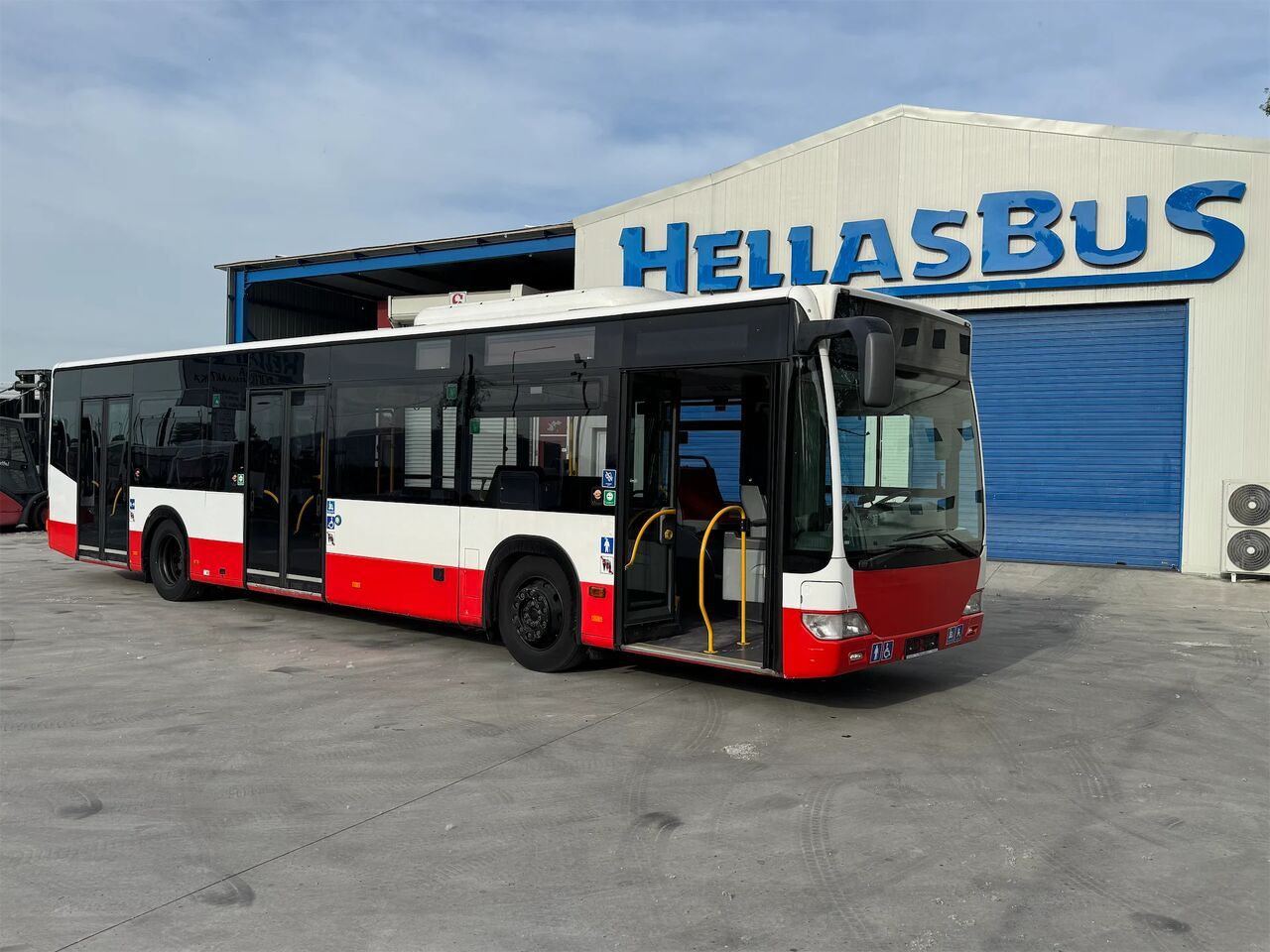 MERCEDES-BENZ CITARO (2012) - Autobús urbano: foto 1 MERCEDES-BENZ CITARO (2012) - Autobús urbano: foto 1