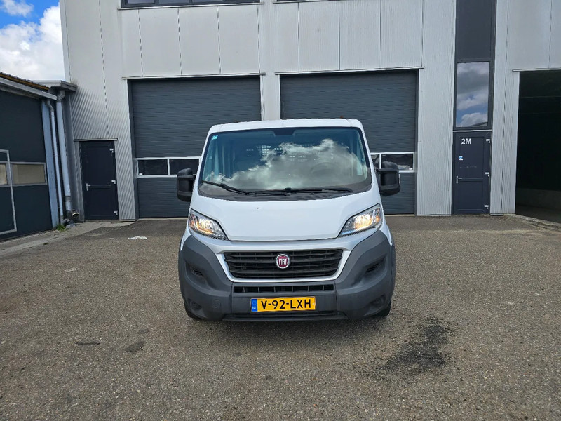 Fiat Ducato 7 sitz, Apk 31-12-2025 - Caja abierta furgoneta, Furgoneta combi: foto 2 Fiat Ducato 7 sitz, Apk 31-12-2025 - Caja abierta furgoneta, Furgoneta combi: foto 2