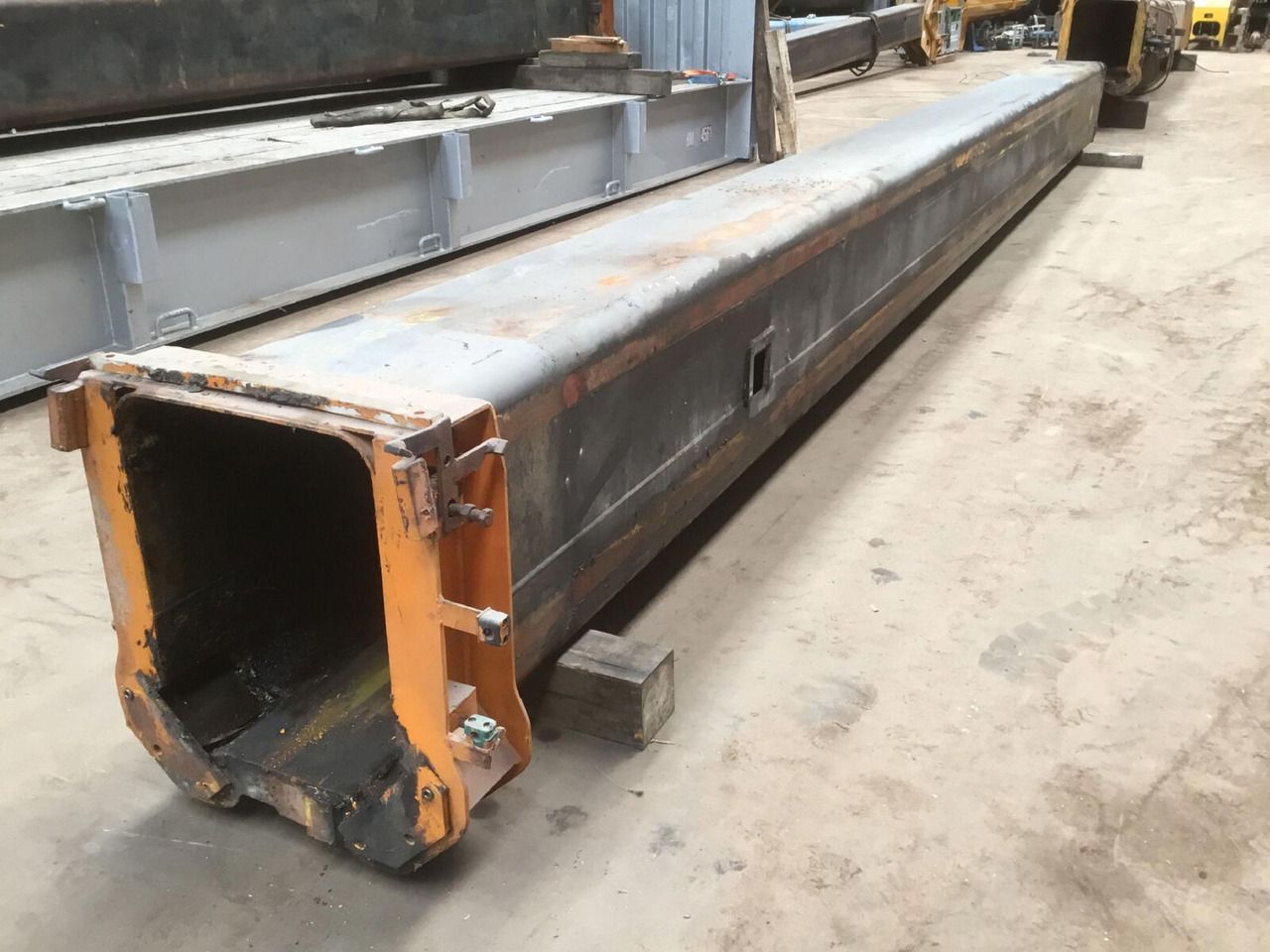 FAUN RTF 50-4 telescopic section 2 7719267 - Brazo para Autogrúa: foto 1 FAUN RTF 50-4 telescopic section 2 7719267 - Brazo para Autogrúa: foto 1