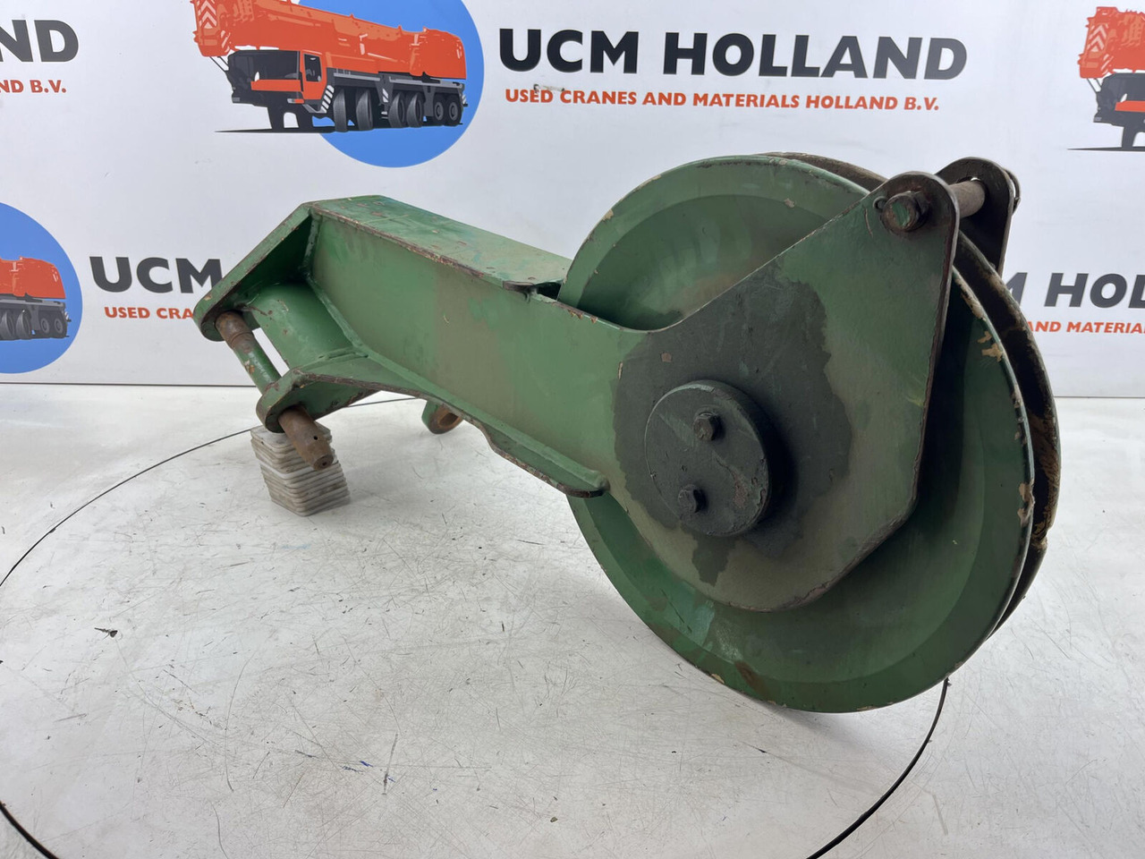 Grove GMK 3050 SHEAVE HEAD - Brazo: foto 1 Grove GMK 3050 SHEAVE HEAD - Brazo: foto 1