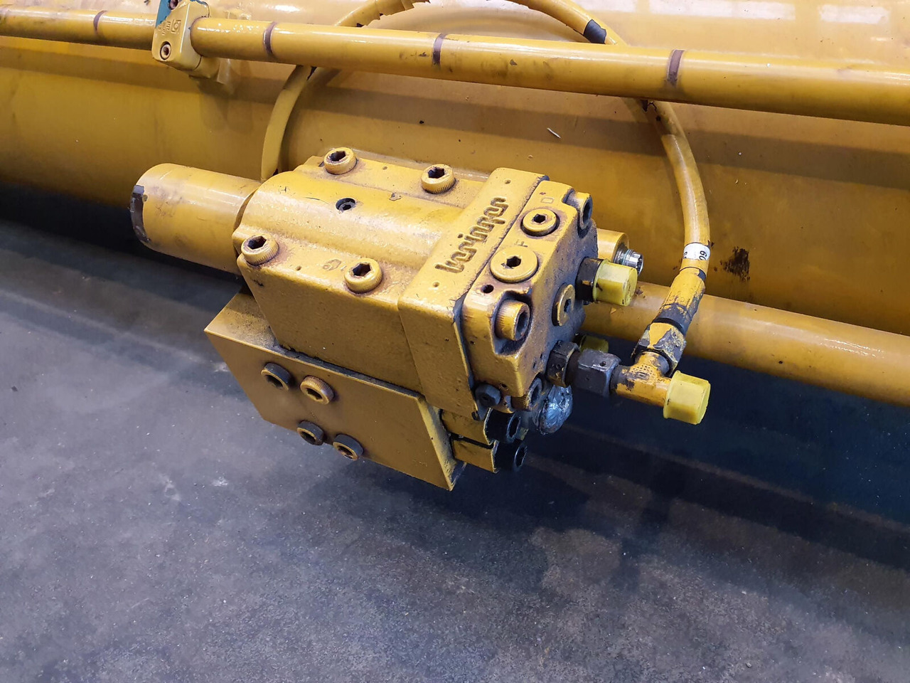 Grove GMK 3050 boom cylinder - Cilindro hidráulico para Autogrúa: foto 5 Grove GMK 3050 boom cylinder - Cilindro hidráulico para Autogrúa: foto 5