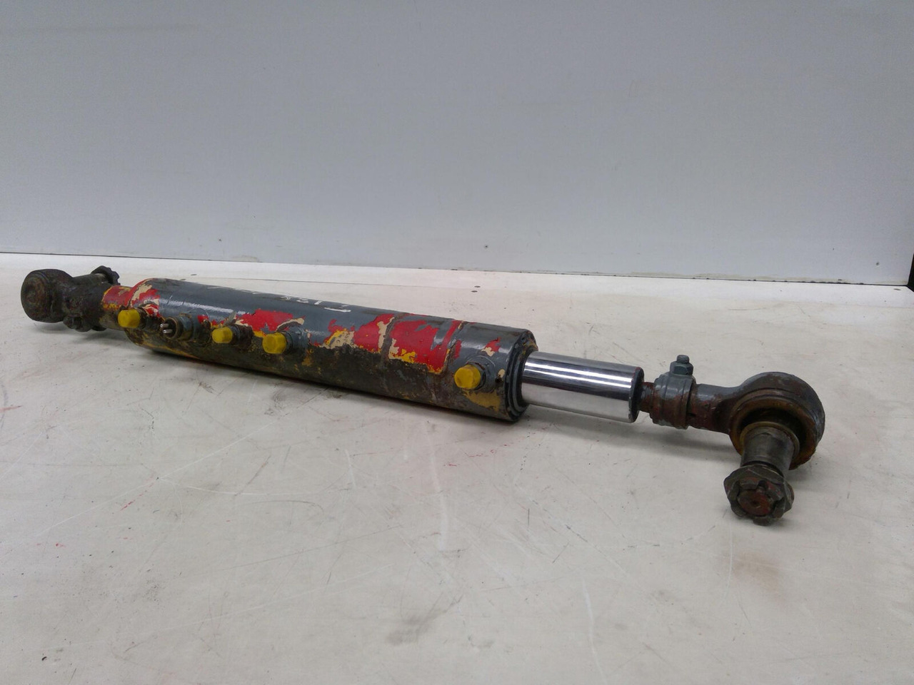 Grove GMK 3050 steering cylinder - Cilindro hidráulico para Autogrúa: foto 1 Grove GMK 3050 steering cylinder - Cilindro hidráulico para Autogrúa: foto 1