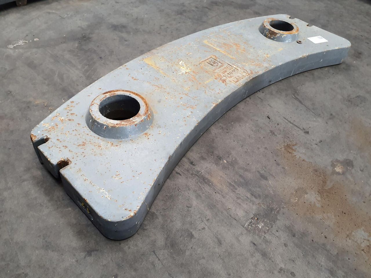 Grove GMK 3055 counterweight 2T 03082446/B - Contrapeso para Autogrúa: foto 4 Grove GMK 3055 counterweight 2T 03082446/B - Contrapeso para Autogrúa: foto 4