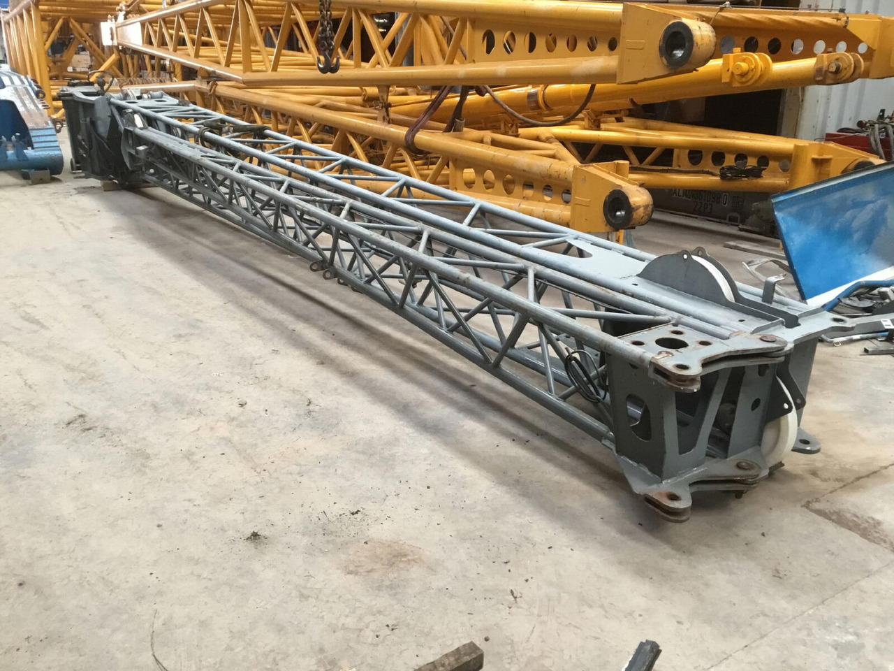 Grove GMK 3055 double folding Jib - Brazo para Autogrúa: foto 2 Grove GMK 3055 double folding Jib - Brazo para Autogrúa: foto 2