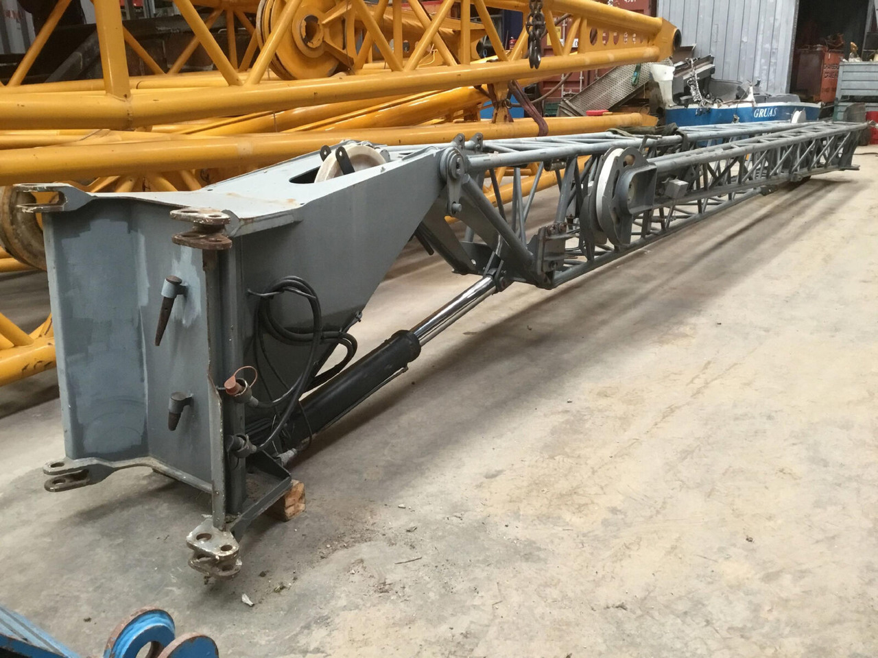 Grove GMK 3055 double folding Jib - Brazo para Autogrúa: foto 1 Grove GMK 3055 double folding Jib - Brazo para Autogrúa: foto 1