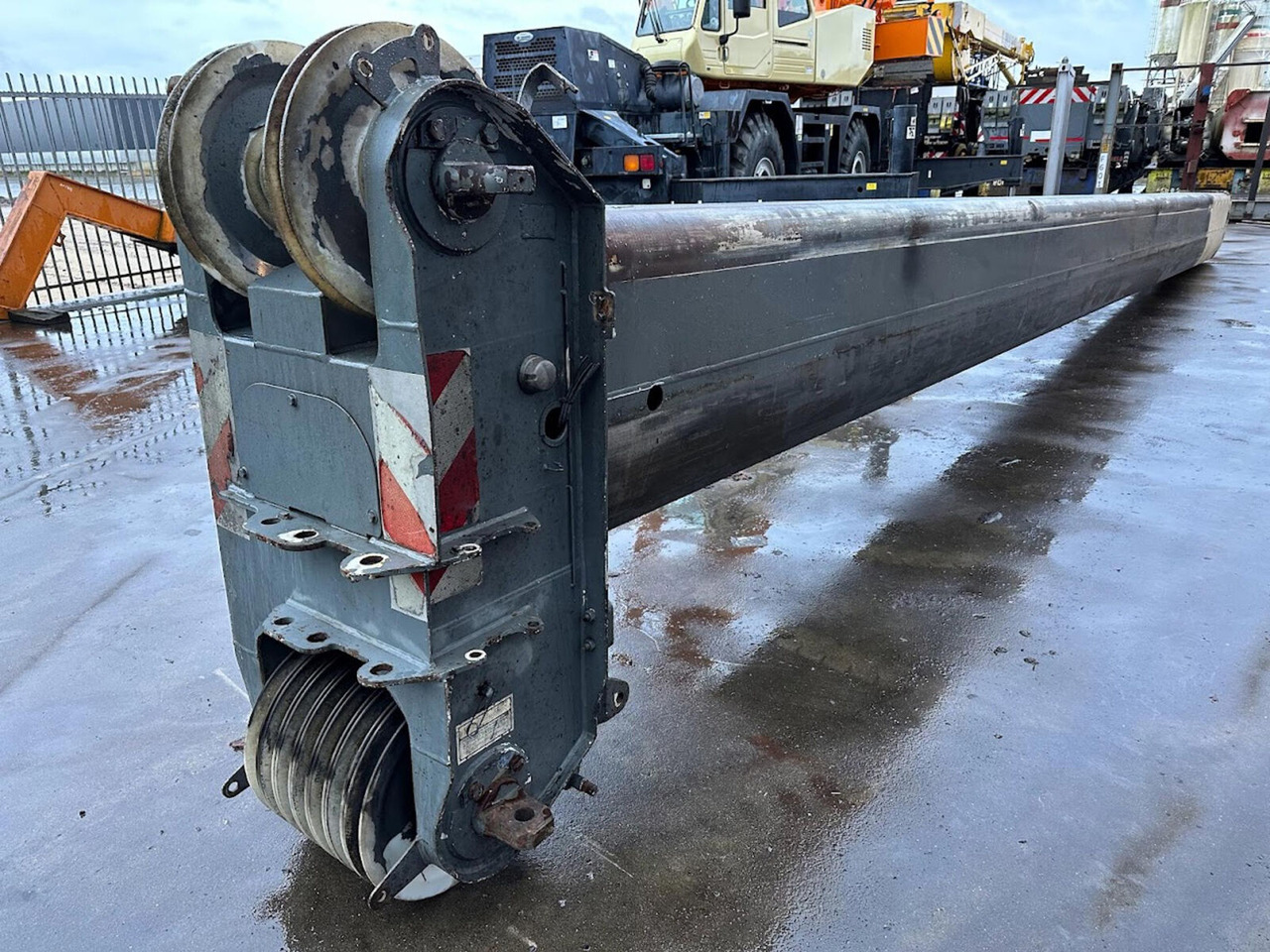 Grove GMK 5100 telescopic boomsection 4 - Brazo para Autogrúa: foto 4 Grove GMK 5100 telescopic boomsection 4 - Brazo para Autogrúa: foto 4