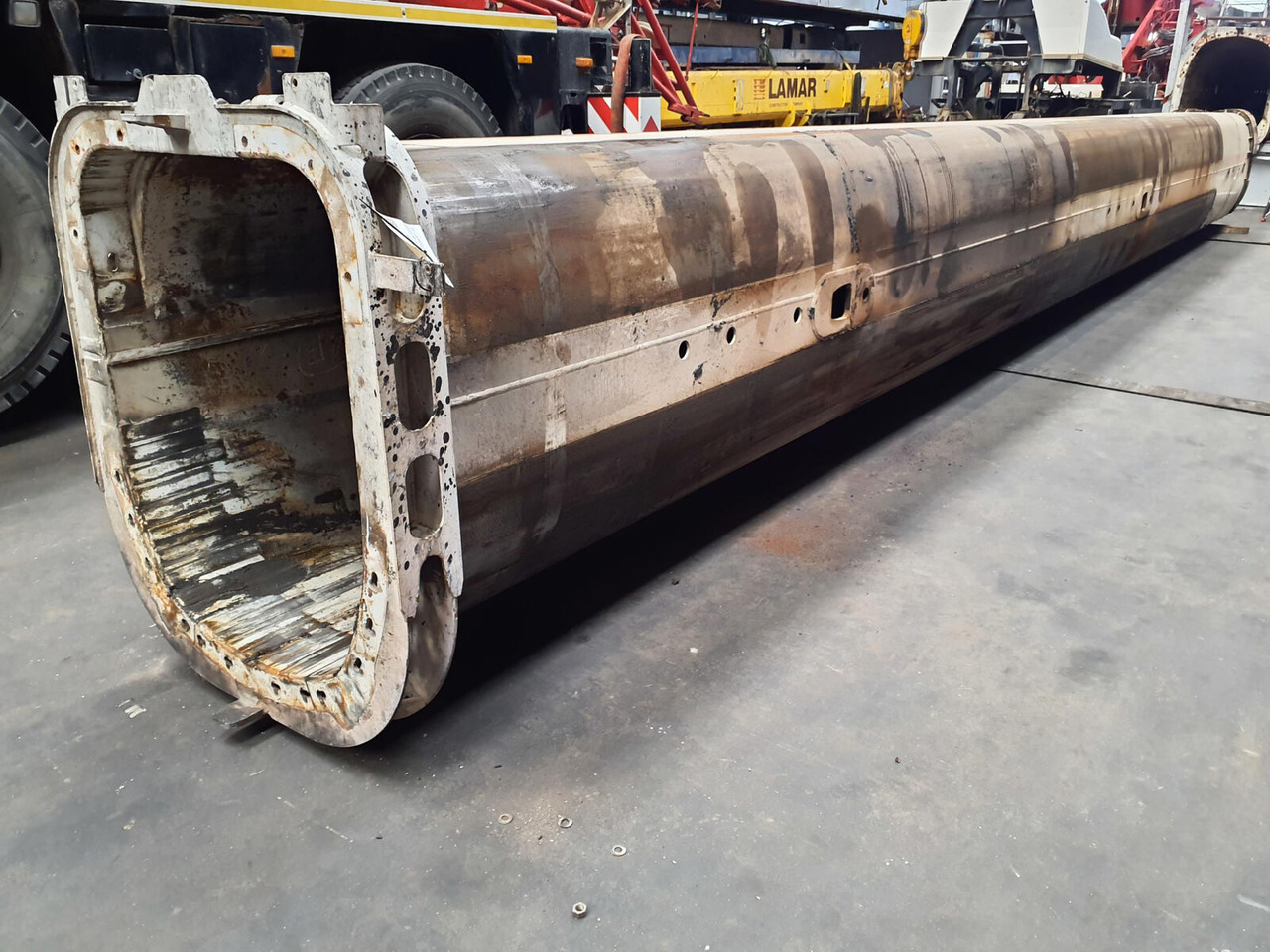 Grove GMK 5220 telescopic section 2 - Brazo para Autogrúa: foto 1 Grove GMK 5220 telescopic section 2 - Brazo para Autogrúa: foto 1