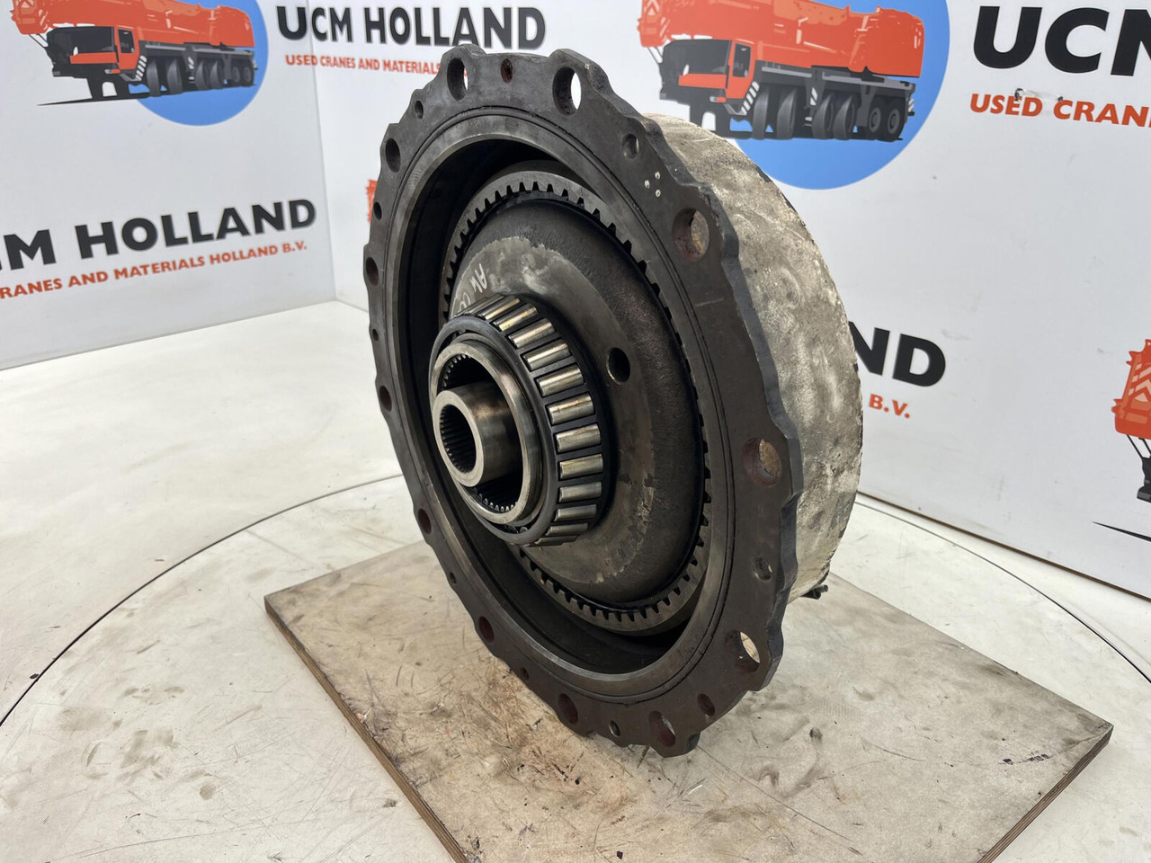 Grove GMK planetary gear 12-23-60-34-3pl-H135-46 - Mando final para Autogrúa: foto 3 Grove GMK planetary gear 12-23-60-34-3pl-H135-46 - Mando final para Autogrúa: foto 3