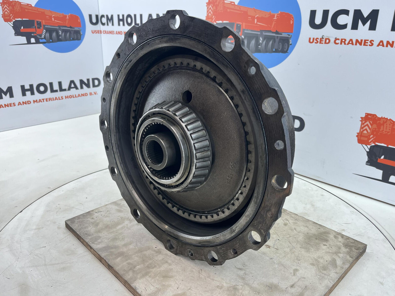 Grove GMK planetary gear 12-23-60-34-3pl-H135-46 - Mando final para Autogrúa: foto 3 Grove GMK planetary gear 12-23-60-34-3pl-H135-46 - Mando final para Autogrúa: foto 3