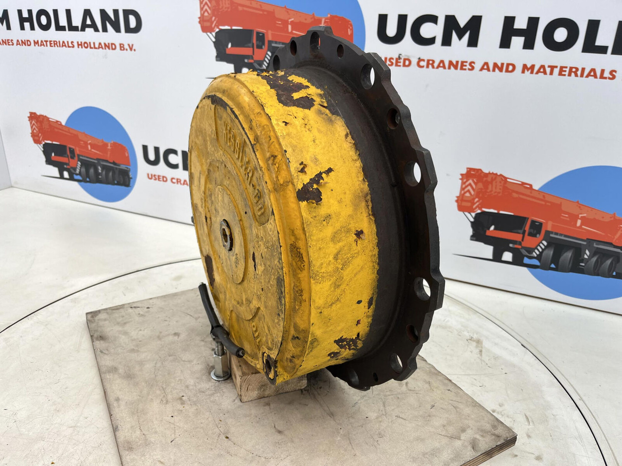 Grove GMK planetary gear 12-23-60-34-3pl-H135-46 - Mando final para Autogrúa: foto 2 Grove GMK planetary gear 12-23-60-34-3pl-H135-46 - Mando final para Autogrúa: foto 2