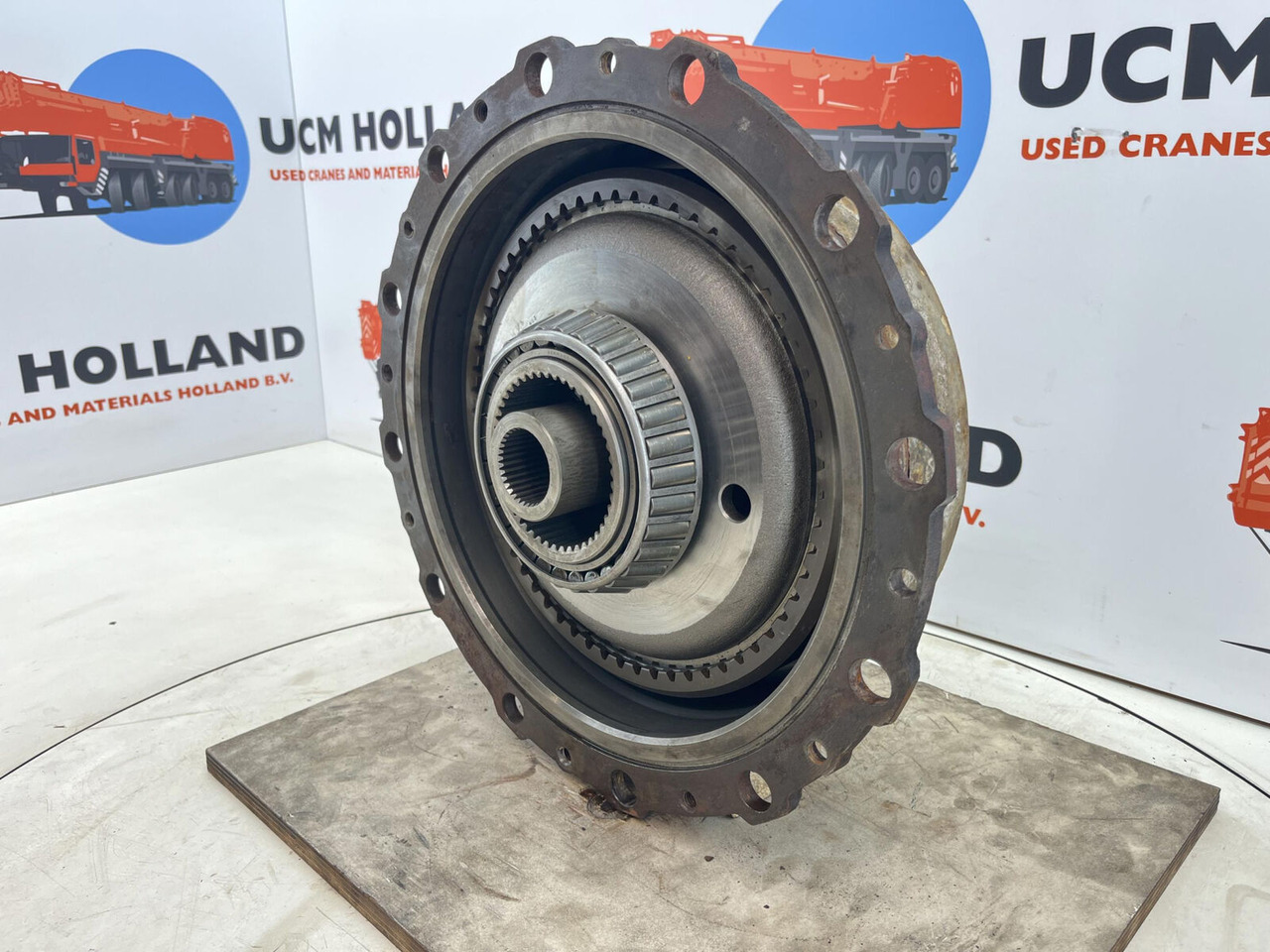 Grove GMK planetary gear 12-23-60-34-3pl-H135-46 - Mando final para Autogrúa: foto 3 Grove GMK planetary gear 12-23-60-34-3pl-H135-46 - Mando final para Autogrúa: foto 3