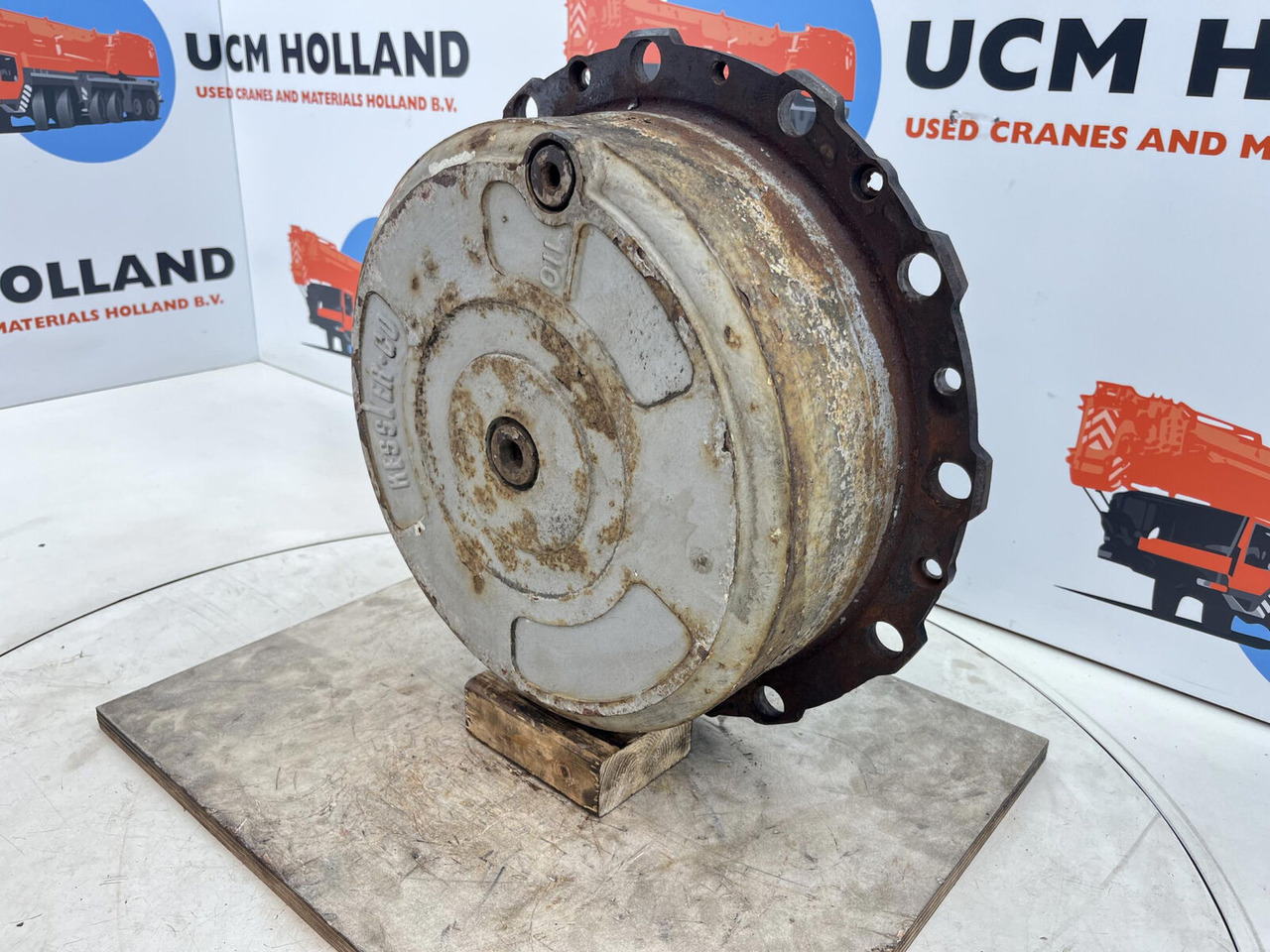 Grove GMK planetary gear 12-23-60-34-3pl-H135-46 - Mando final para Autogrúa: foto 2 Grove GMK planetary gear 12-23-60-34-3pl-H135-46 - Mando final para Autogrúa: foto 2