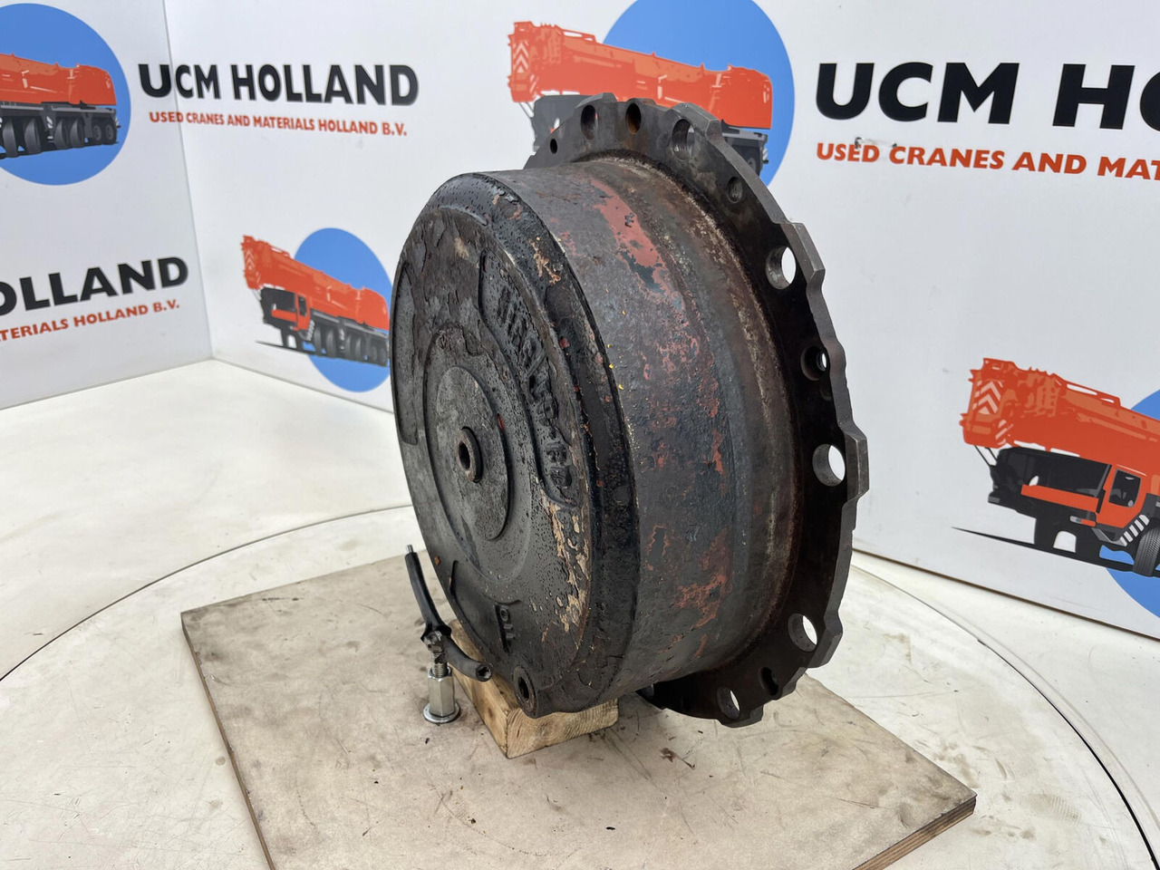 Grove GMK planetary gear 12-23-60-34-3pl-H135-46 - Mando final para Autogrúa: foto 2 Grove GMK planetary gear 12-23-60-34-3pl-H135-46 - Mando final para Autogrúa: foto 2