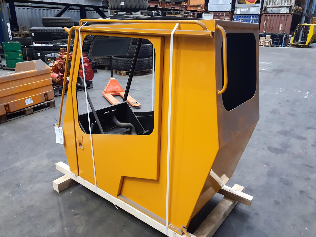 Krupp KMK 5100 upper cabin - Cabina para Autogrúa: foto 4 Krupp KMK 5100 upper cabin - Cabina para Autogrúa: foto 4