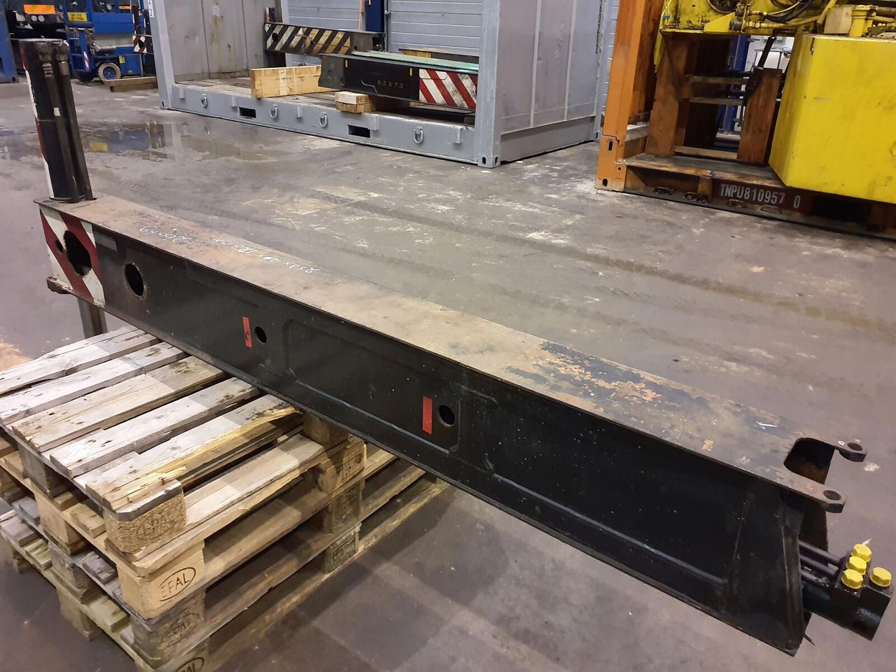 Liebherr LTM 1025 sliding beam complete 927999608, 927232208, 927085008, 512328108, 512335908, 512328208 - Suspensión para Autogrúa: foto 3 Liebherr LTM 1025 sliding beam complete 927999608, 927232208, 927085008, 512328108, 512335908, 512328208 - Suspensión para Autogrúa: foto 3