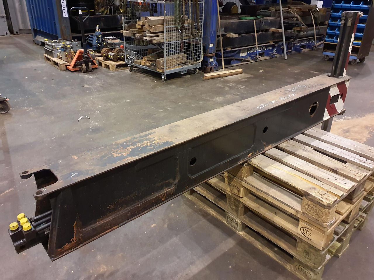 Liebherr LTM 1025 sliding beam complete 927999608, 927232208, 927085008, 512328108, 512335908, 512328208 - Suspensión para Autogrúa: foto 4 Liebherr LTM 1025 sliding beam complete 927999608, 927232208, 927085008, 512328108, 512335908, 512328208 - Suspensión para Autogrúa: foto 4