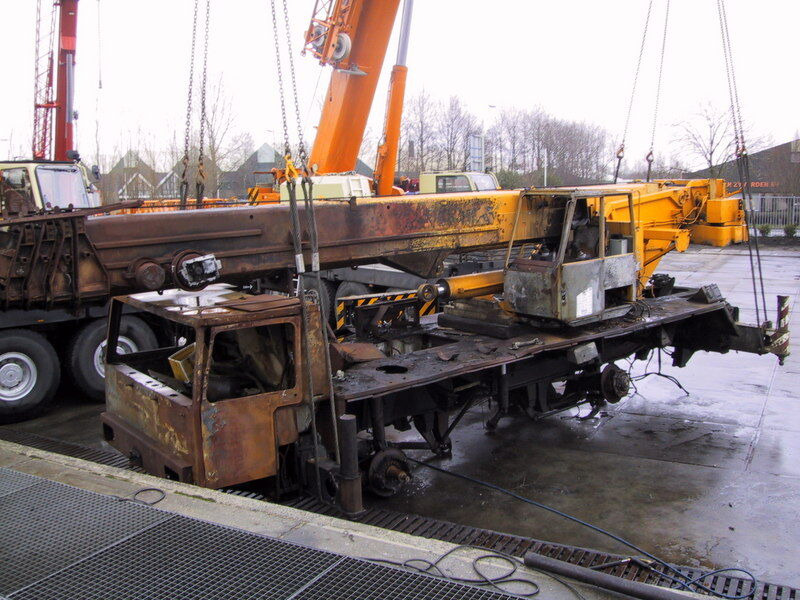 Liebherr LTM 1045-4 for parts - Grúa todo terreno: foto 1 Liebherr LTM 1045-4 for parts - Grúa todo terreno: foto 1