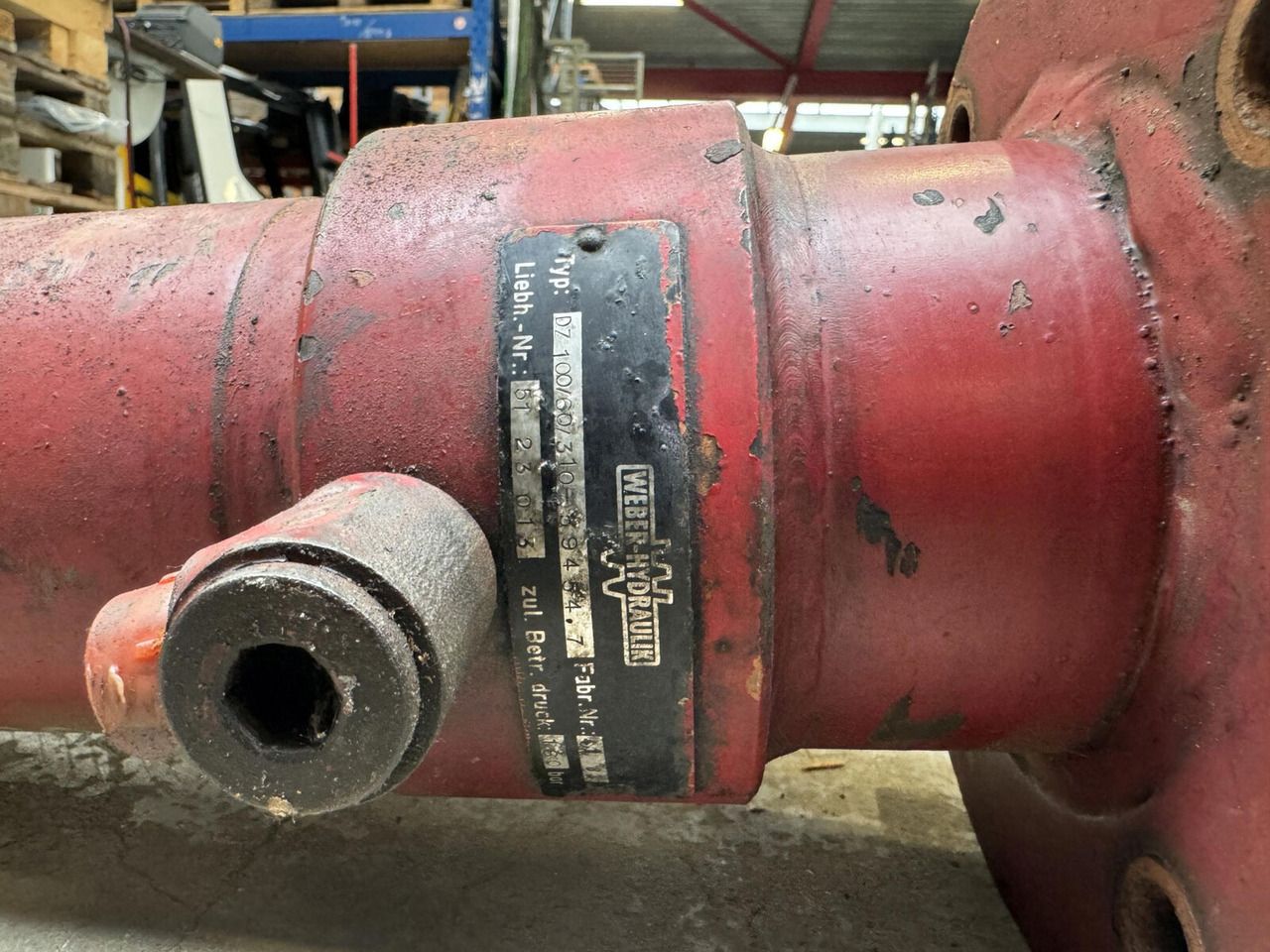 Liebherr LTM 1060 counterweight cylinder 512301308 - Cilindro hidráulico para Autogrúa: foto 5 Liebherr LTM 1060 counterweight cylinder 512301308 - Cilindro hidráulico para Autogrúa: foto 5