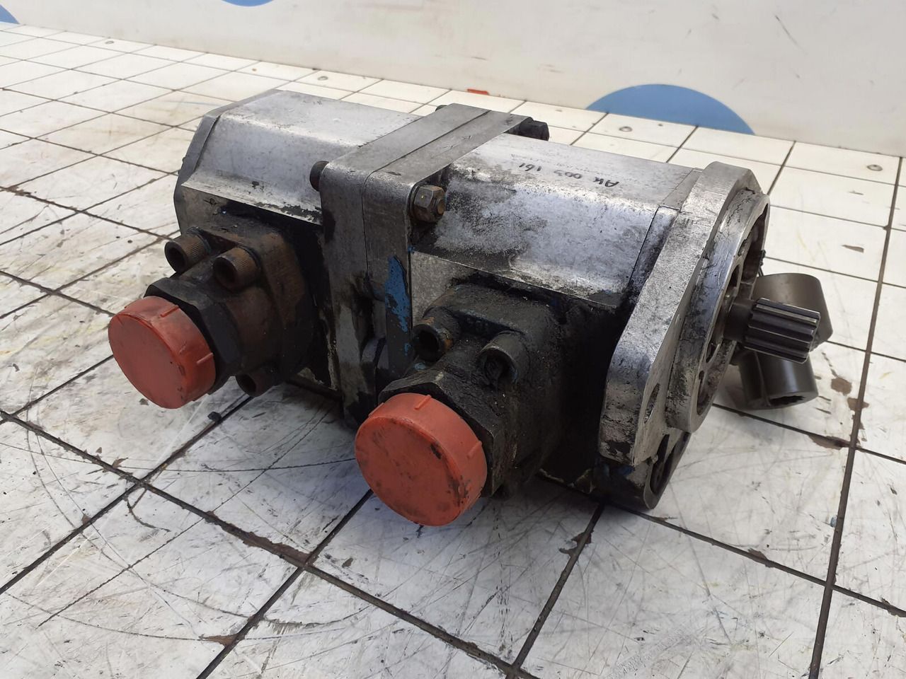Liebherr LTM 1070 TWO-STAGE PUMP 10218640, 11492146 ,11600838 - Bomba hidráulica para Autogrúa: foto 3 Liebherr LTM 1070 TWO-STAGE PUMP 10218640, 11492146 ,11600838 - Bomba hidráulica para Autogrúa: foto 3