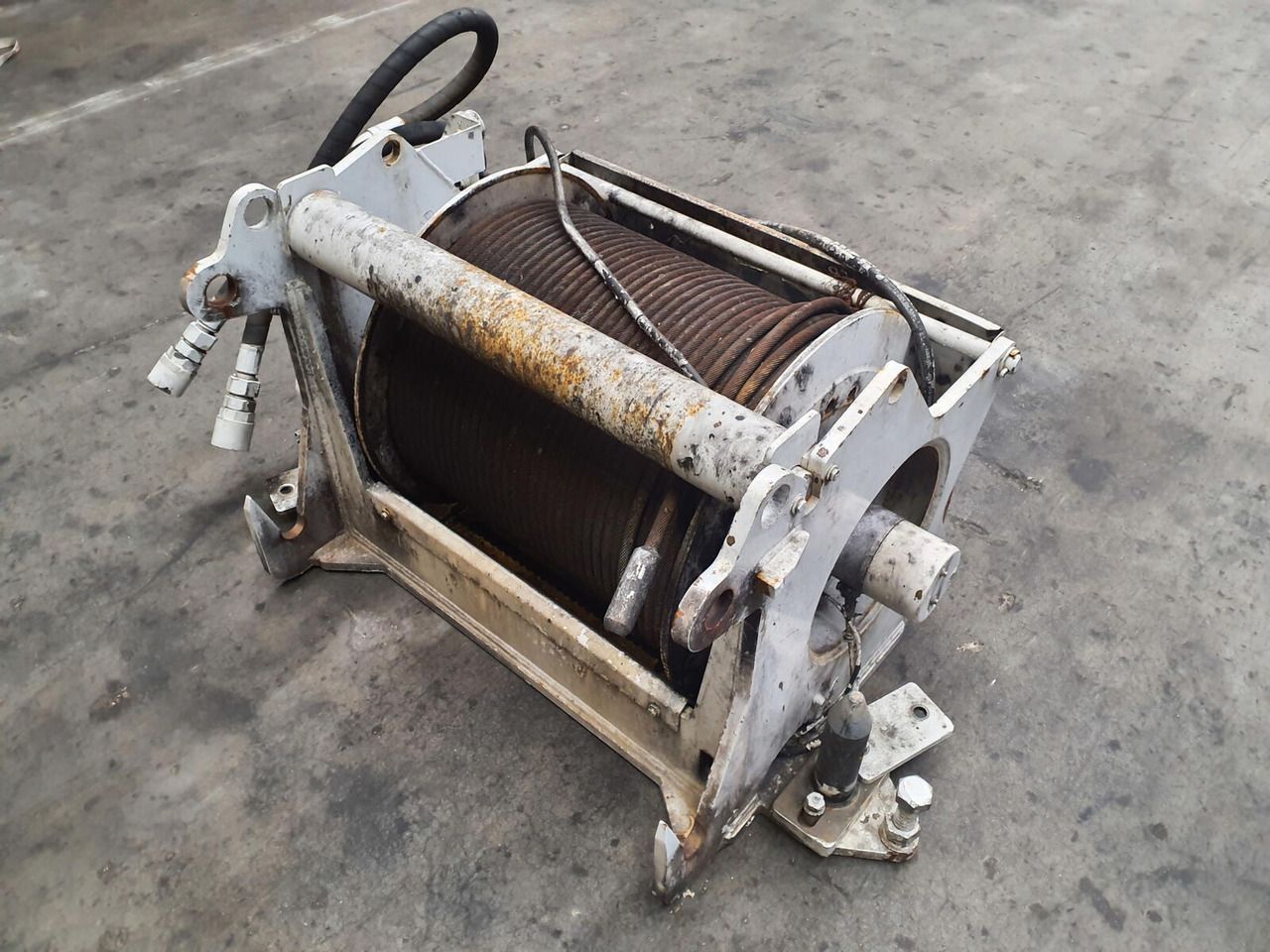 Liebherr LTM 1080-1 2nd winch 921438608 - Cabrestante para Autogrúa: foto 1 Liebherr LTM 1080-1 2nd winch 921438608 - Cabrestante para Autogrúa: foto 1