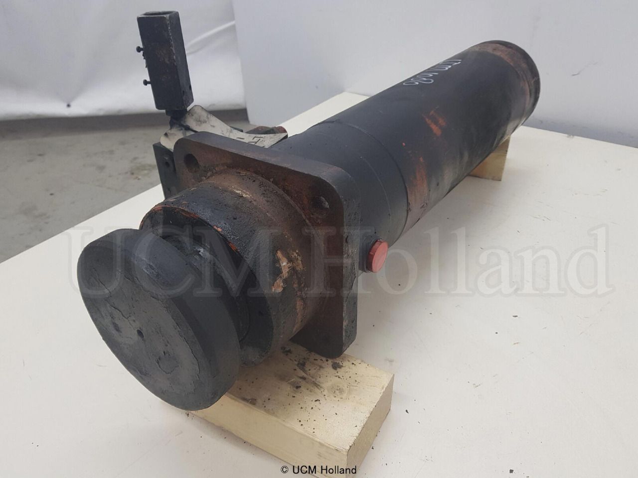 Liebherr LTM 1080-1 ballast extension ram 512381008 - Cilindro hidráulico para Autogrúa: foto 2 Liebherr LTM 1080-1 ballast extension ram 512381008 - Cilindro hidráulico para Autogrúa: foto 2