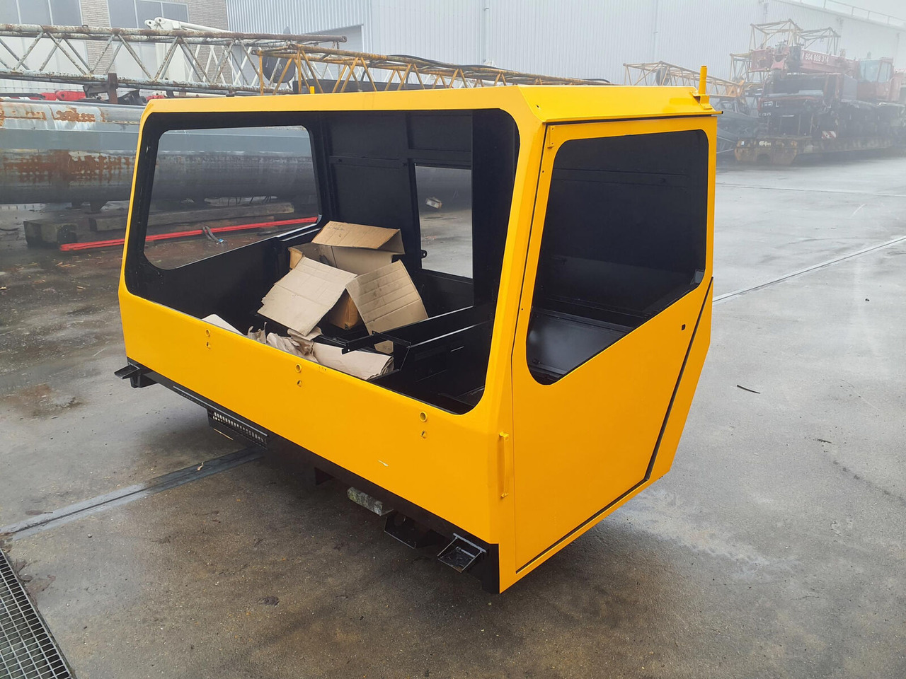 Liebherr LTM 1090 drivers cabin - Cabina para Autogrúa: foto 1 Liebherr LTM 1090 drivers cabin - Cabina para Autogrúa: foto 1