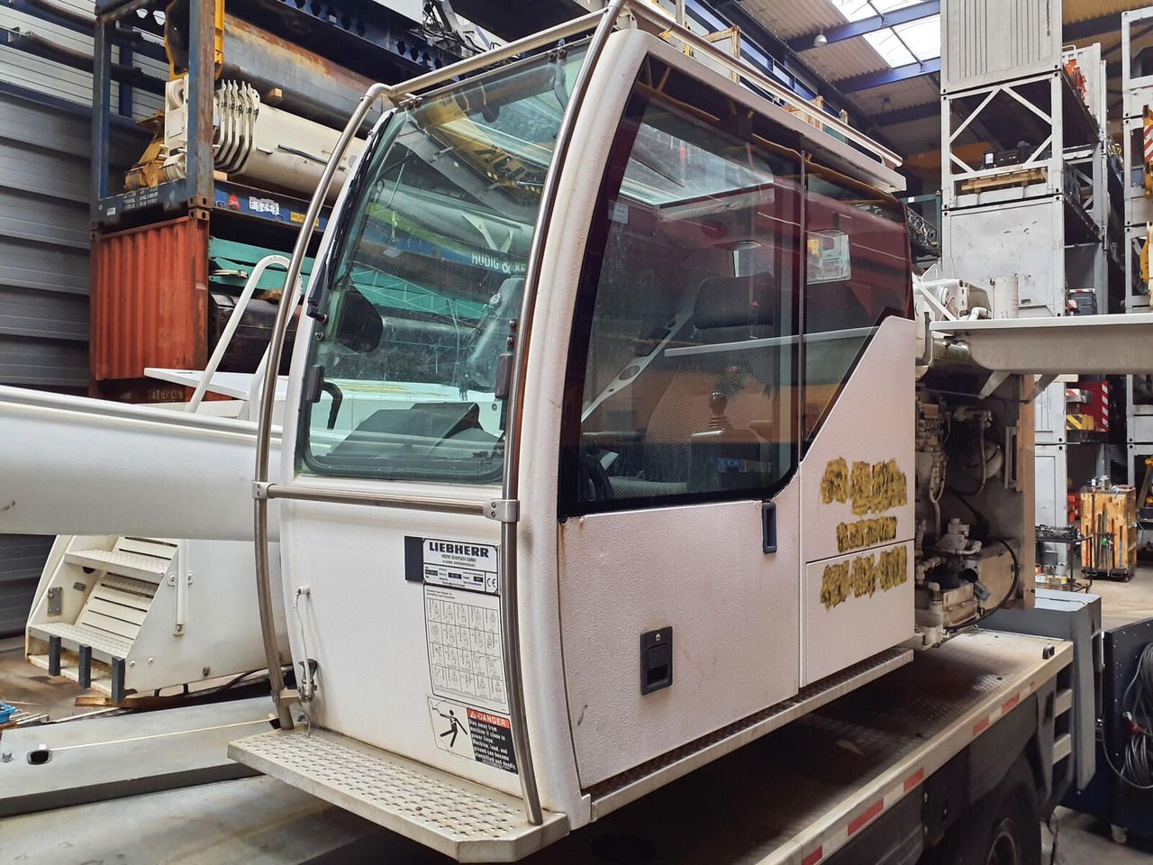 Liebherr LTM 1100-4.1 upper cabin 910570908 , 910751308 - Cabina para Autogrúa: foto 1 Liebherr LTM 1100-4.1 upper cabin 910570908 , 910751308 - Cabina para Autogrúa: foto 1