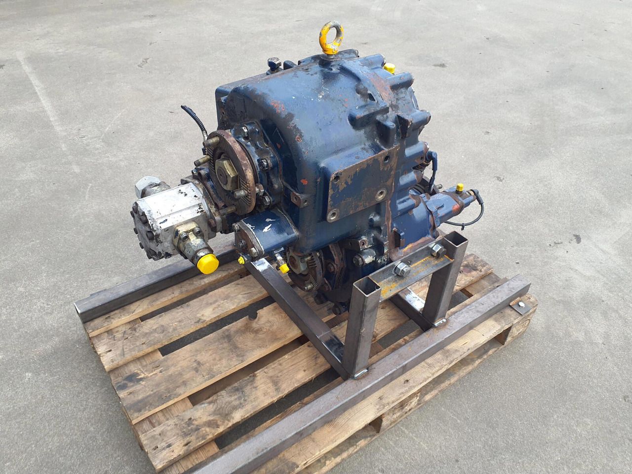 Liebherr LTM 1300 dropbox 500041608 - Transmisión para Autogrúa: foto 2 Liebherr LTM 1300 dropbox 500041608 - Transmisión para Autogrúa: foto 2