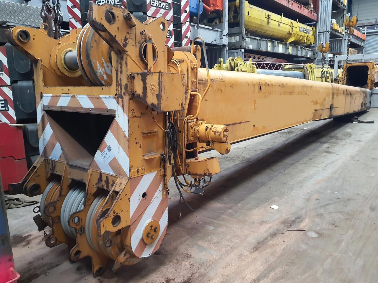 Liebherr LTM 1300 telescopic section 3 and 4 - Brazo para Autogrúa: foto 1 Liebherr LTM 1300 telescopic section 3 and 4 - Brazo para Autogrúa: foto 1