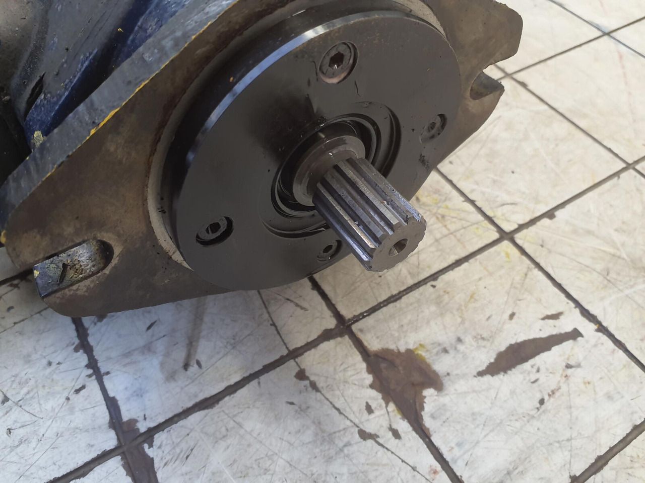 Liebherr LTM 1300 two stage pump 10280194 - Bomba hidráulica para Autogrúa: foto 5 Liebherr LTM 1300 two stage pump 10280194 - Bomba hidráulica para Autogrúa: foto 5