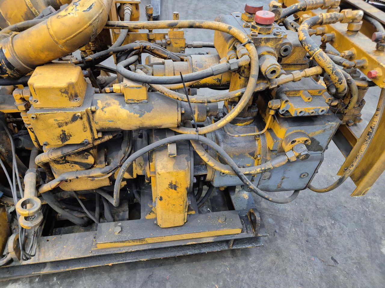 Mercedes-Benz LTM 1060 upper engine Mercedes OM 352 352.900-000-798401 - Motor para Autogrúa: foto 5 Mercedes-Benz LTM 1060 upper engine Mercedes OM 352 352.900-000-798401 - Motor para Autogrúa: foto 5