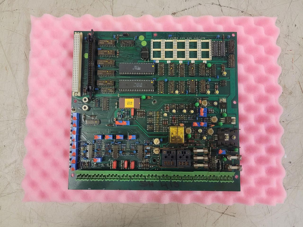 PAT Motherboard - Sistema eléctrico para Grúa: foto 1 PAT Motherboard - Sistema eléctrico para Grúa: foto 1