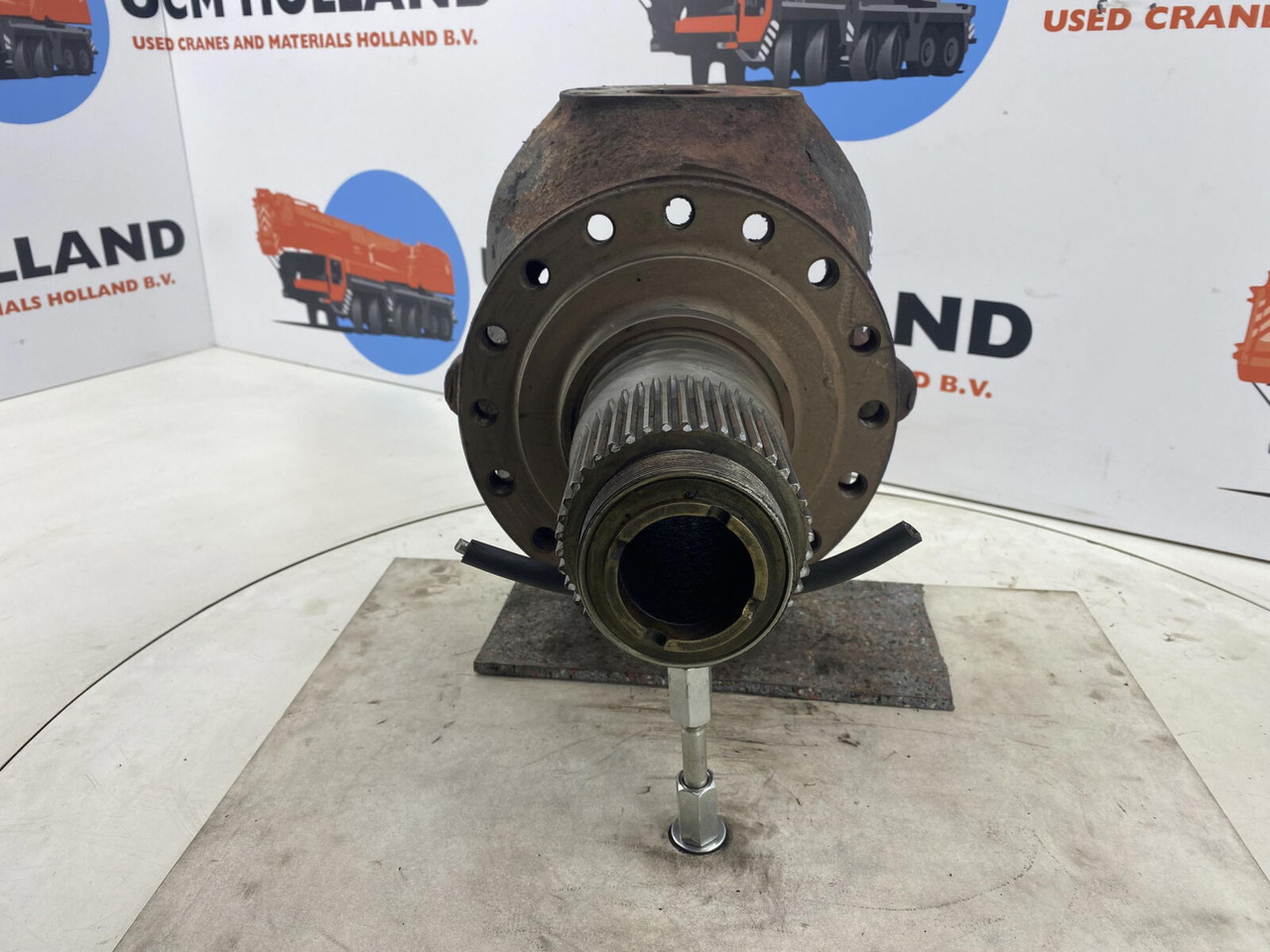 PPM 280 ATT Steering knuckle 16 holes axle 2 - Mangueta para Grúa: foto 2 PPM 280 ATT Steering knuckle 16 holes axle 2 - Mangueta para Grúa: foto 2