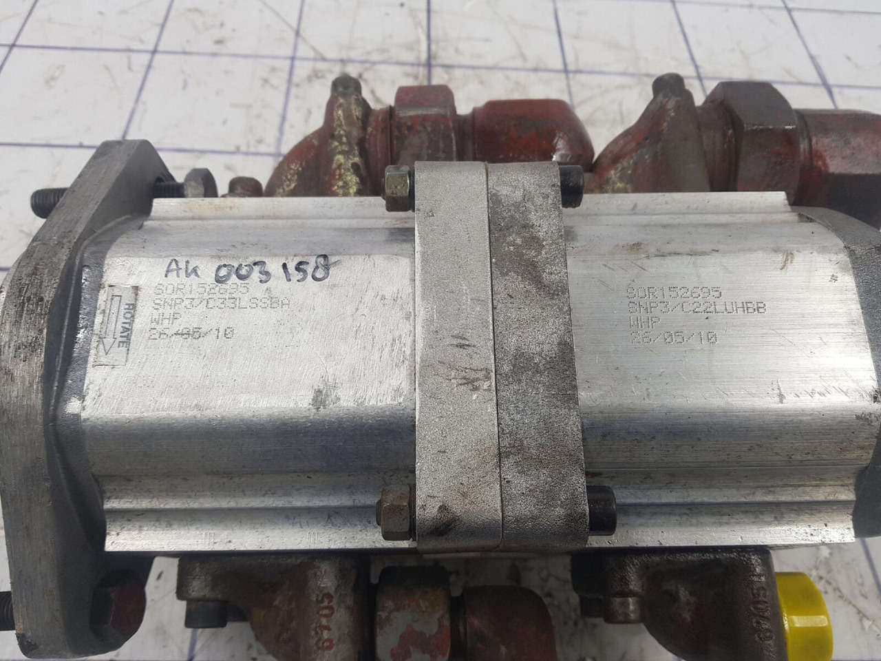 Sauer-Danfoss 70 GMT dual gear pump - Bomba hidráulica para Autogrúa: foto 5 Sauer-Danfoss 70 GMT dual gear pump - Bomba hidráulica para Autogrúa: foto 5